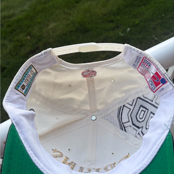 Vintage 90s Boston Bruins Sports Specialties Laser Snapback Hockey NHL Classic - Picture 4 of 6